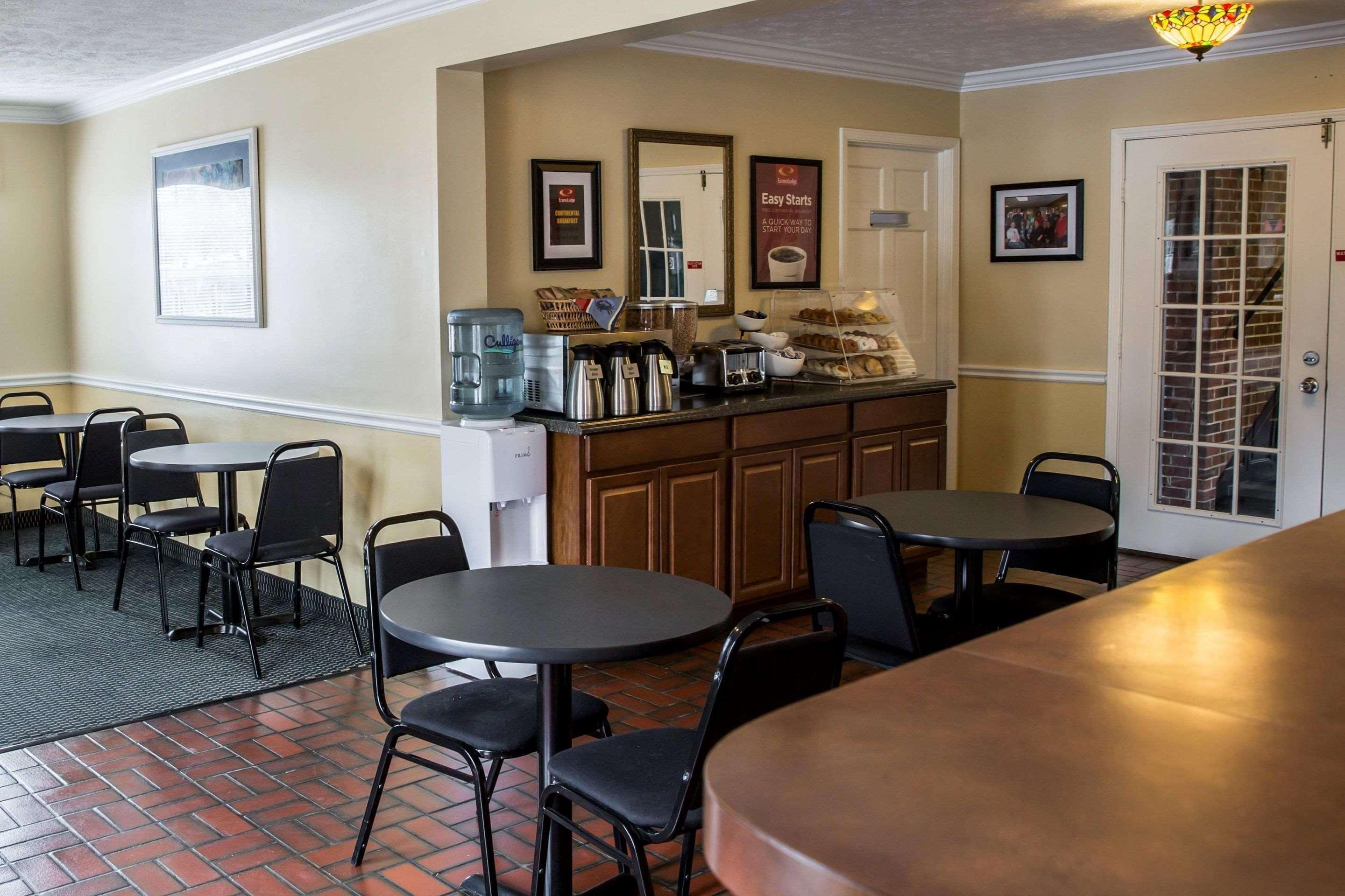 Econo Lodge Crystal Coast Morehead City Exterior foto